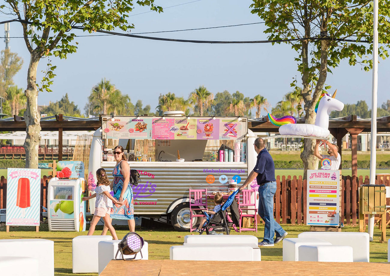 Pop up kitchens